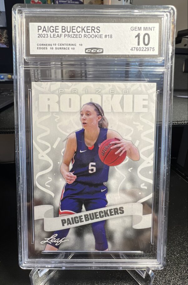 2023 Leaf Special Release - Prized Rookies Paige Bueckers #18 (RC)